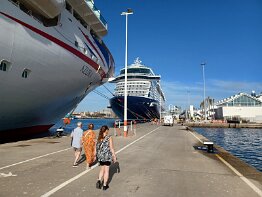 Gran Canaria - Las Palmas P&O Azura and TUI Cruise ship Mein Schiff Relax