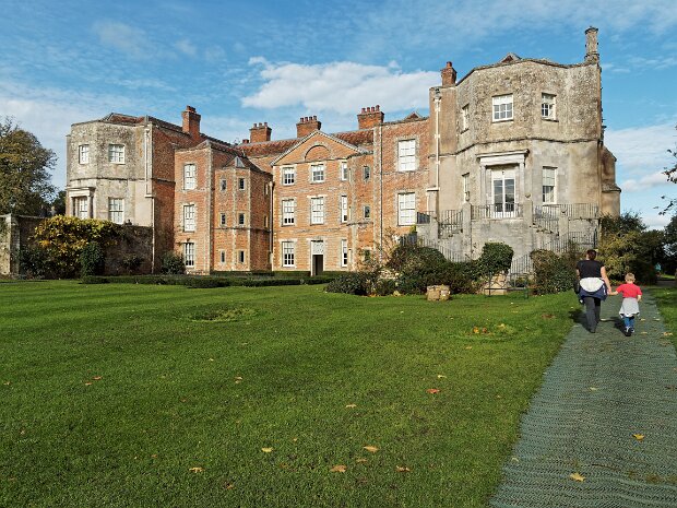 Mottisfont Abbey A historical priory and country estate in Hampshire run by The National Trust